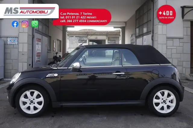 Mini Convertible view 4
