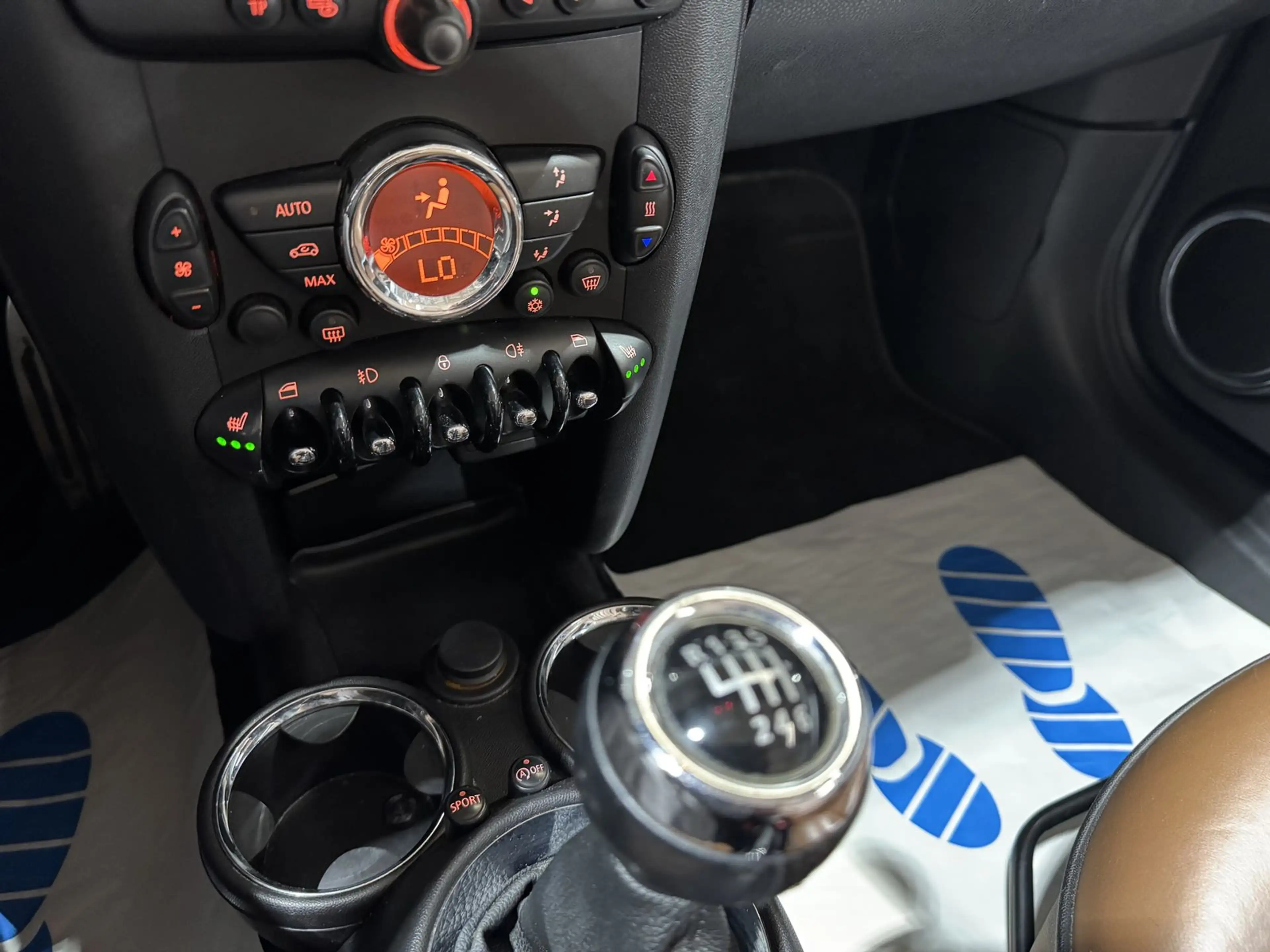 MINI Cooper S Cabrio *Cooper S*S-HEFT*HARMAN/KARDON* — photo 12