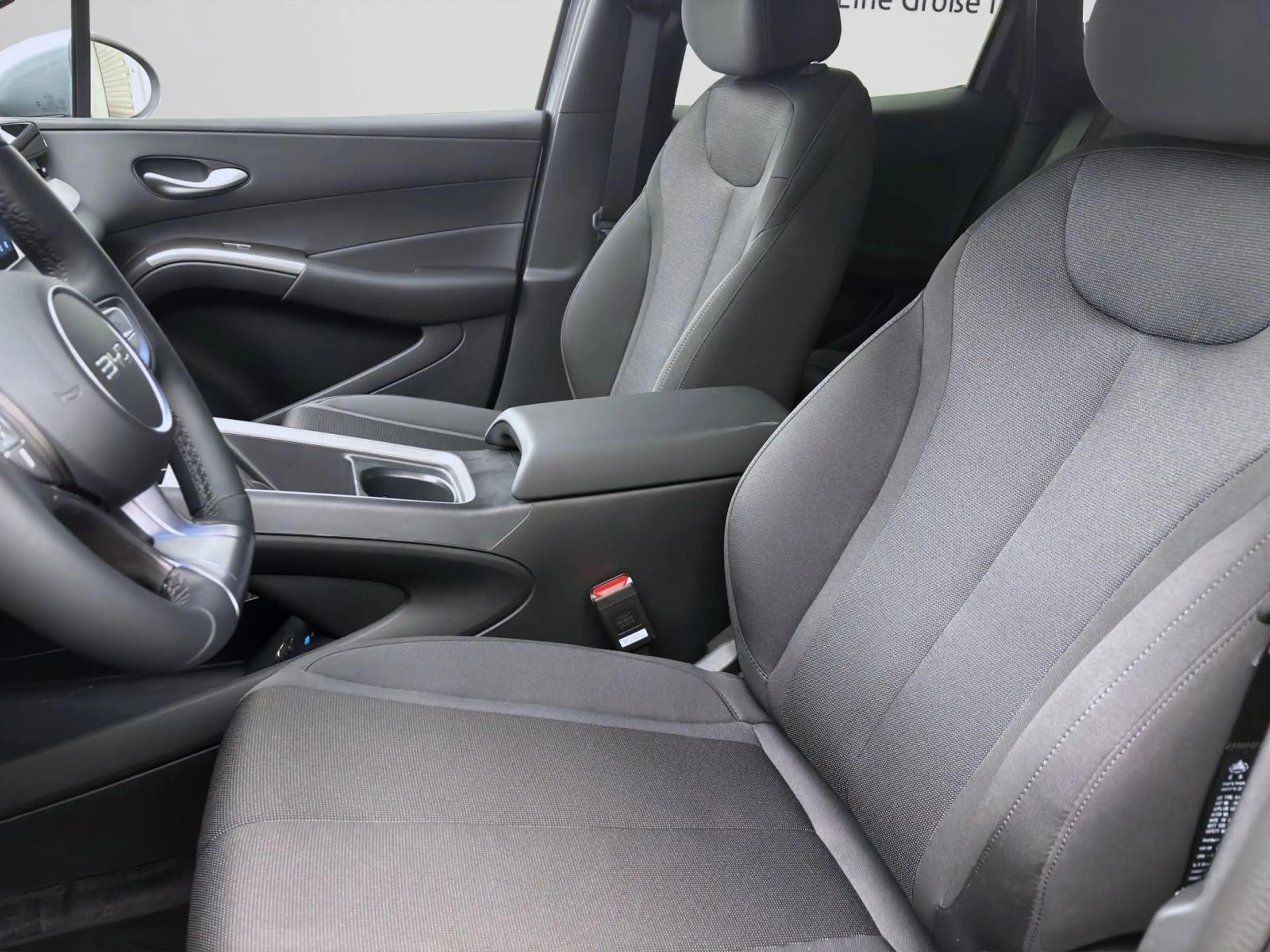 BYD Dolphin G DM-i BOOST LM16 KAMERA NAVI KLIMA — photo 10