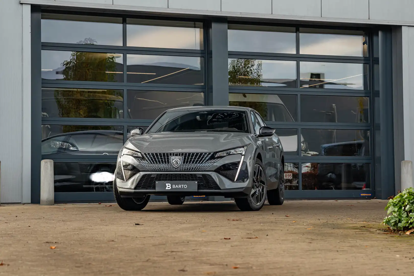 Peugeot 408 GT | Hybrid 136 PK | Pano | 360° Camera | Massa... Gris - 1