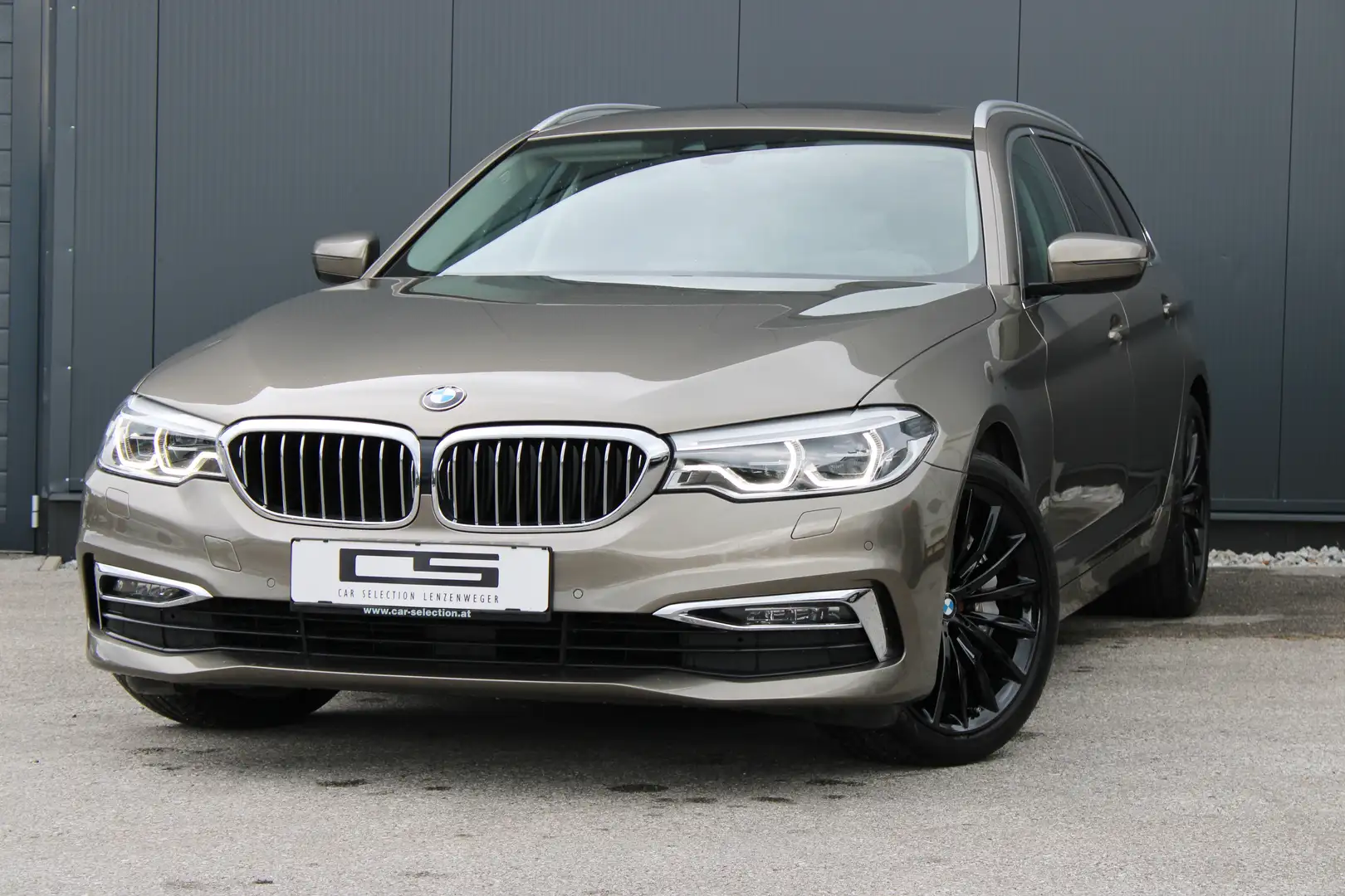 BMW 540 540 i xDrive Luxury Line *BMW Servicegepflegt* Grau - 2