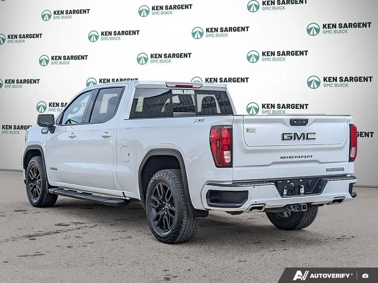 GMC Sierra 1500 снимка GMC Sierra 1500
