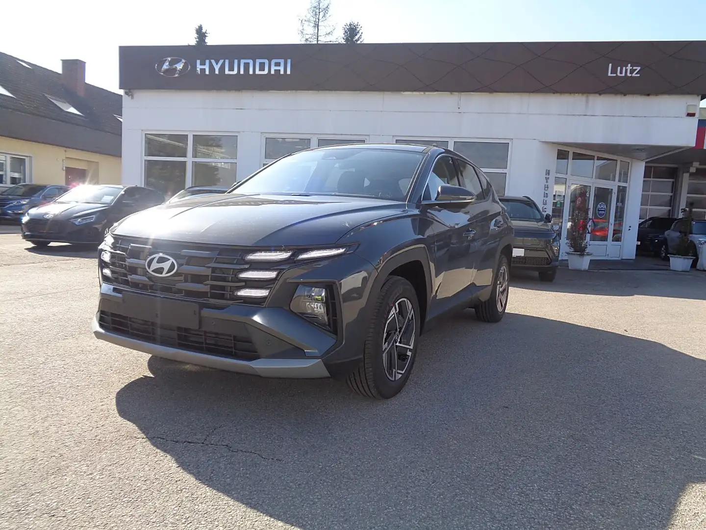 Hyundai TUCSON Tucson 1,6 T-GDI HEV 2WD Smart Line Aut. Grau - 1