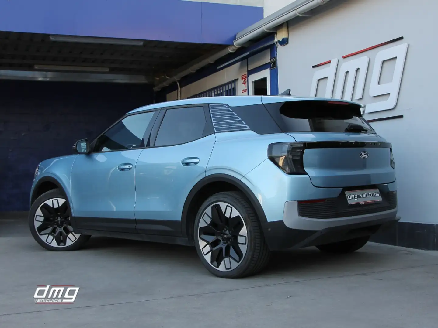 Ford Explorer AWD Rango Extendido Premium 79kWh Bleu - 2