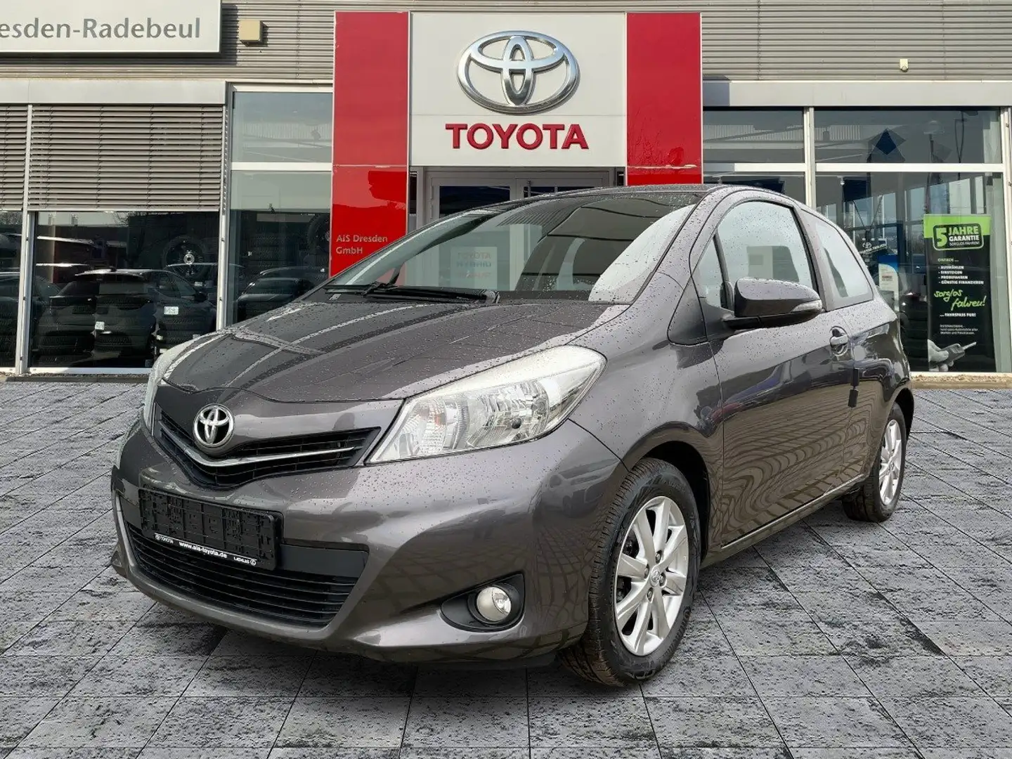 Toyota Yaris 1.33 Life AHK*KAM*Klima Grau - 1