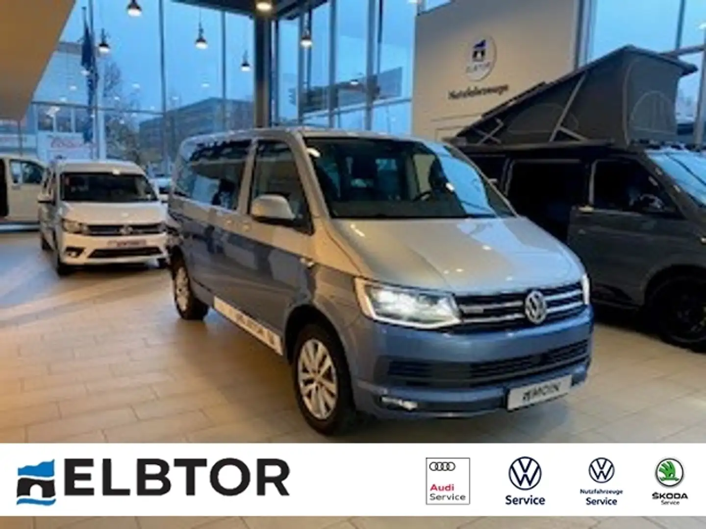 Volkswagen T6 Multivan TDI Comfortline 4Motion DSG AHK Navi RFK Plateado - 1