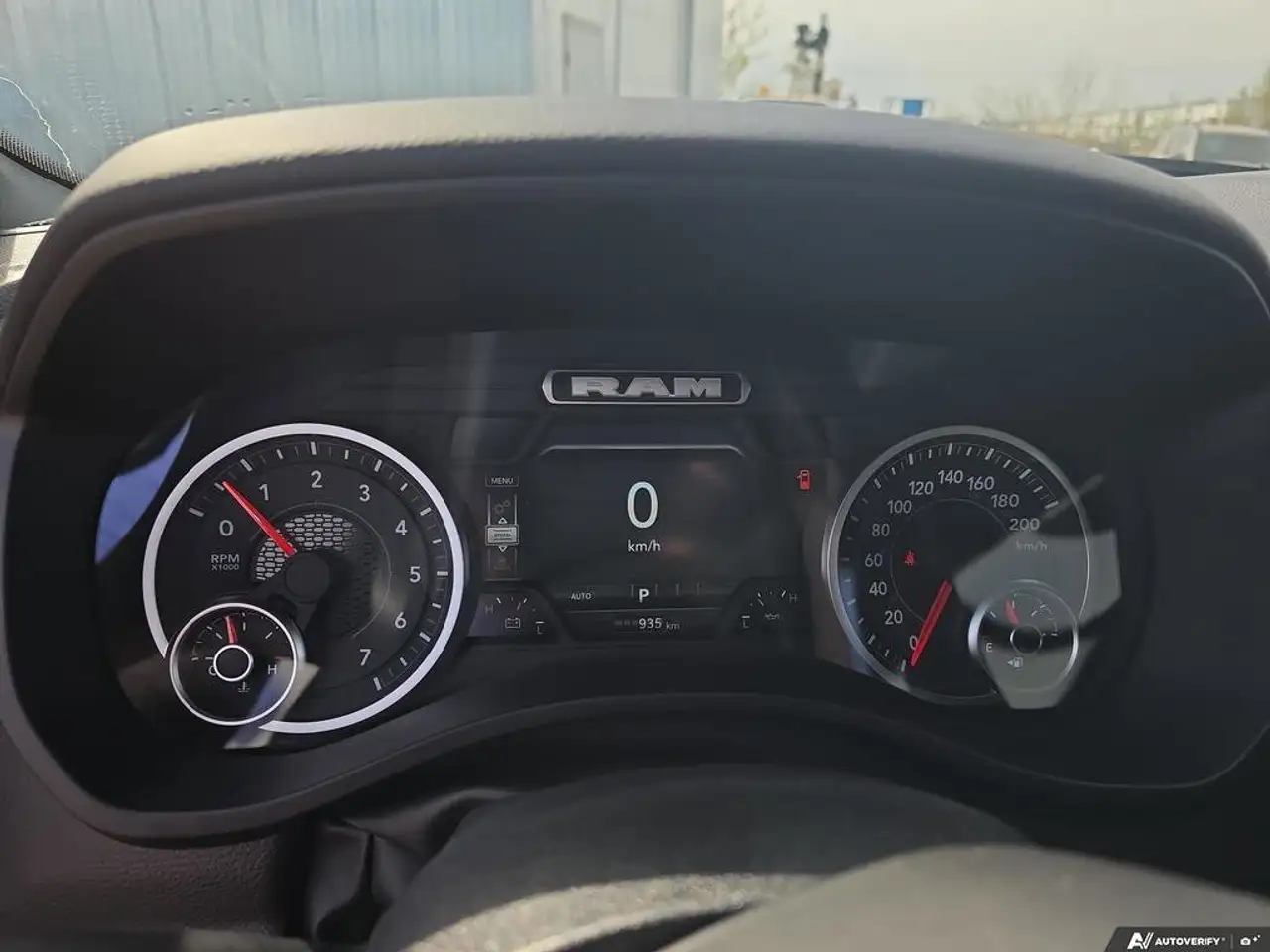 RAM 1500 снимка RAM 1500