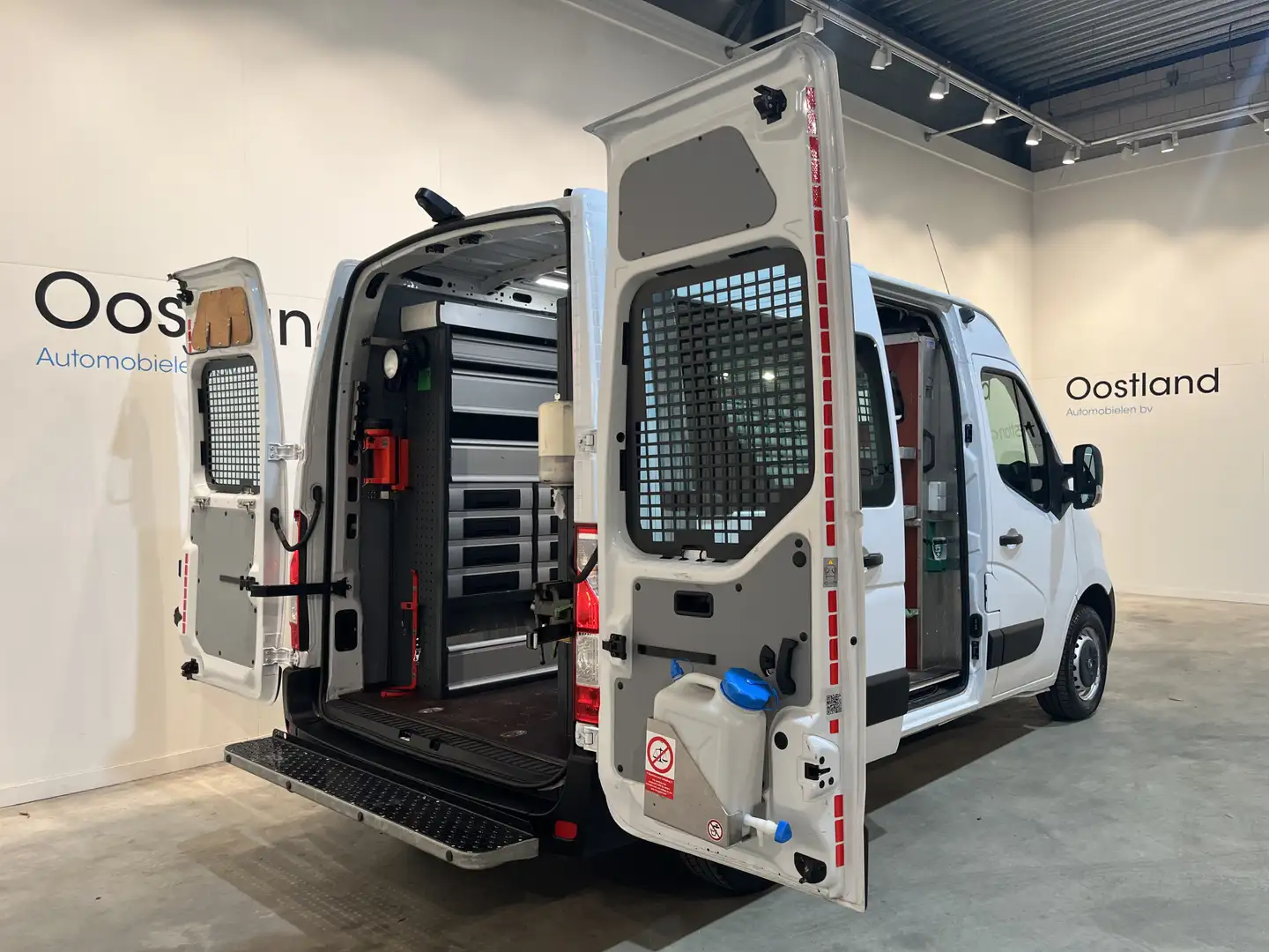 Opel Movano 2.3 CDTI BiTurbo L1H2 170 PK Automaat Servicebus / Wit - 2