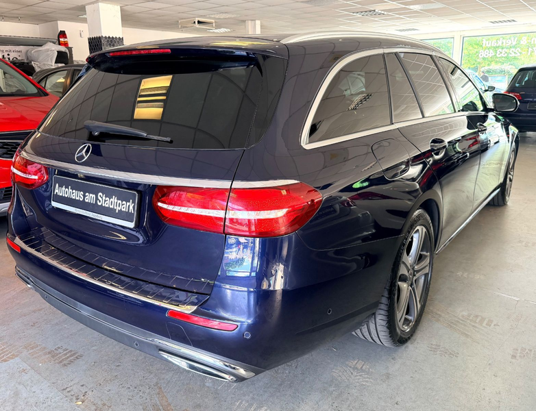 Mercedes-Benz E 400 d 4Matic Avantgarde-360°Kam-Leder-Navi-LED — photo 9