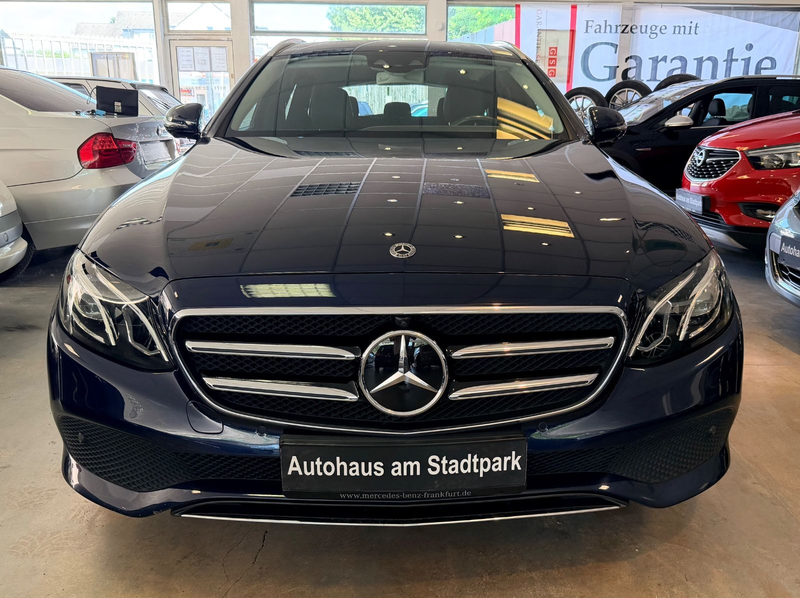 Mercedes-Benz E 400 d 4Matic Avantgarde-360°Kam-Leder-Navi-LED — photo 3