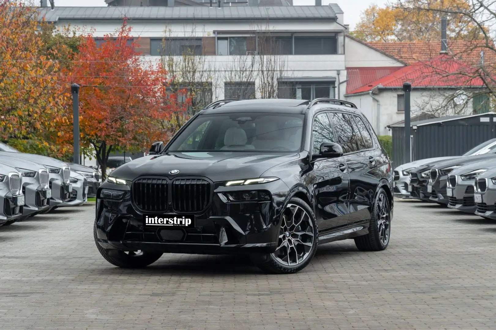 BMW X7 40d M SPORT.LUFTEDER.SKY LOUNGE.MASSAGE.AHK Чёрный - 1