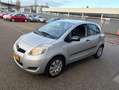 Toyota Yaris 1.3 VVTi Comfort 2 EIGENAAR * DEALERONDERHOUDEN * Grijs - thumbnail 4