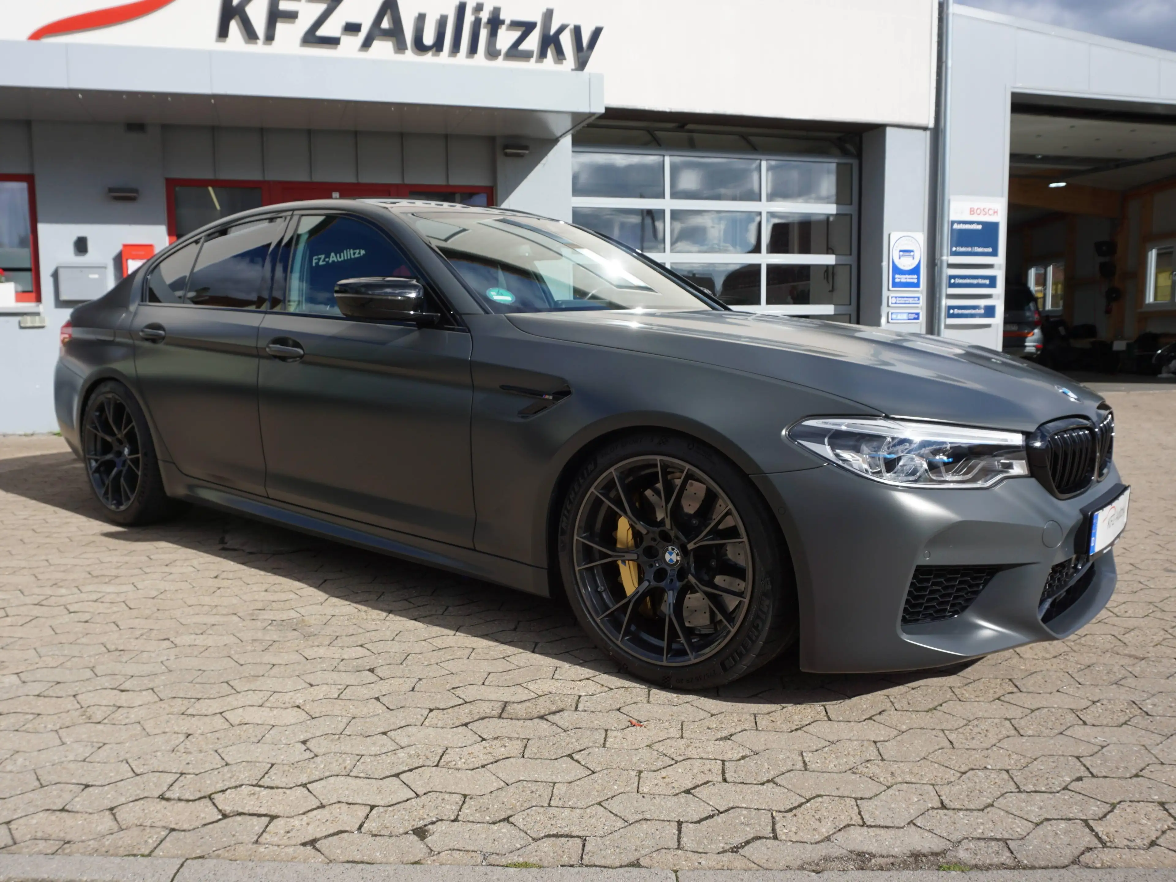 BMW M5 Competition Edition 35 — photo 3
