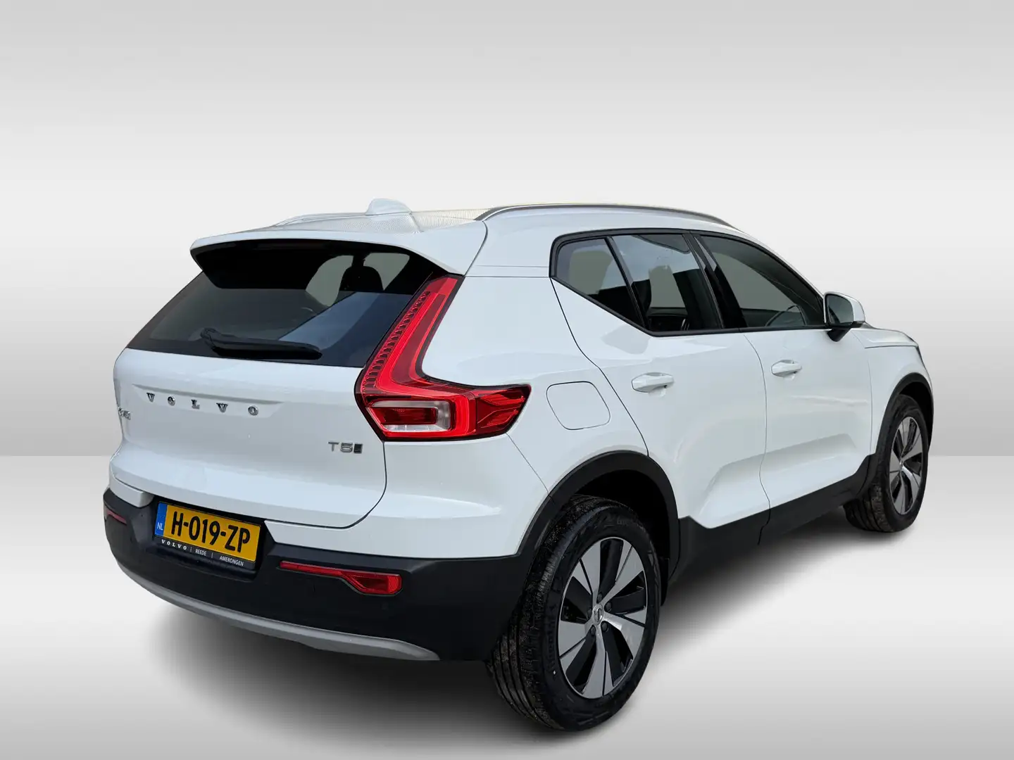 Volvo XC40 1.5 T5 Twin Engine Momentum Pro Adaptive Cruise | Blanc - 2
