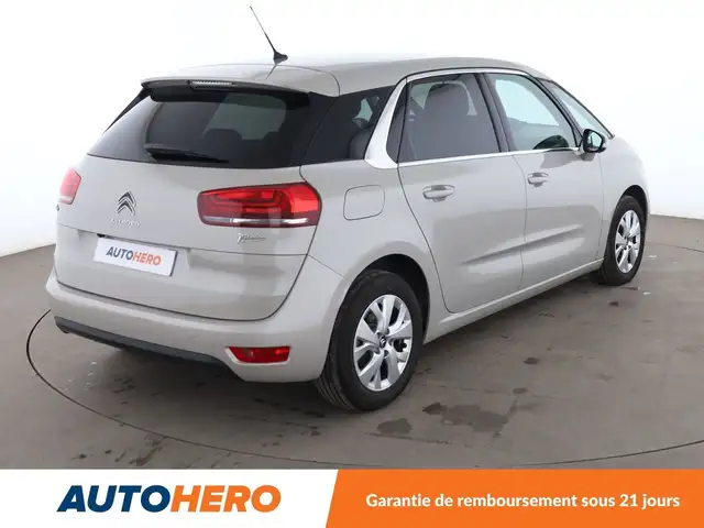 Citroen C4 Picasso view 6