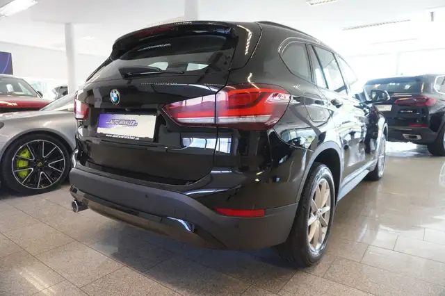 BMW X1 view 5