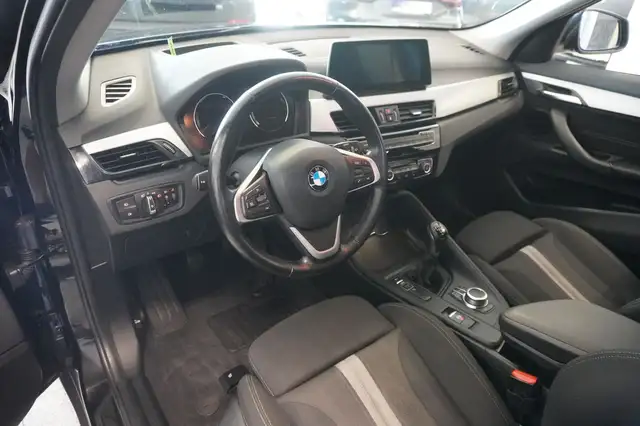 BMW X1 view 7