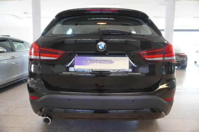 BMW X1 view 6