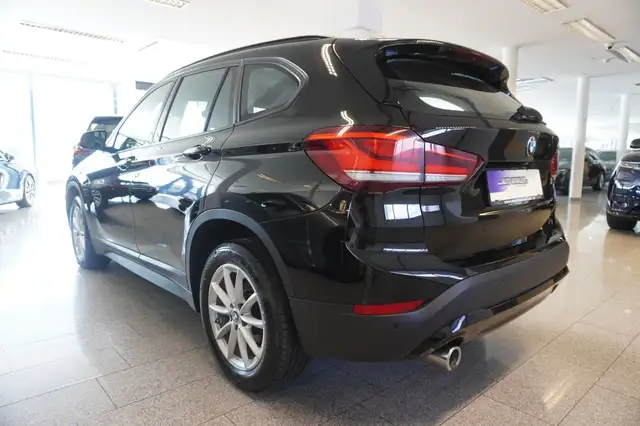 BMW X1 view 4