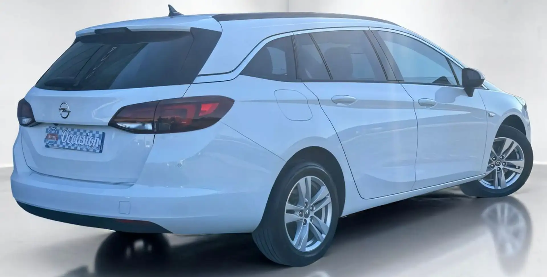 Opel Astra Sports Tourer Break 1.6CDTI 136ch (7 cv) Turbo FAP BVM6 Blanc START&STOP INNOVATION %2B2019 Blanc - 2