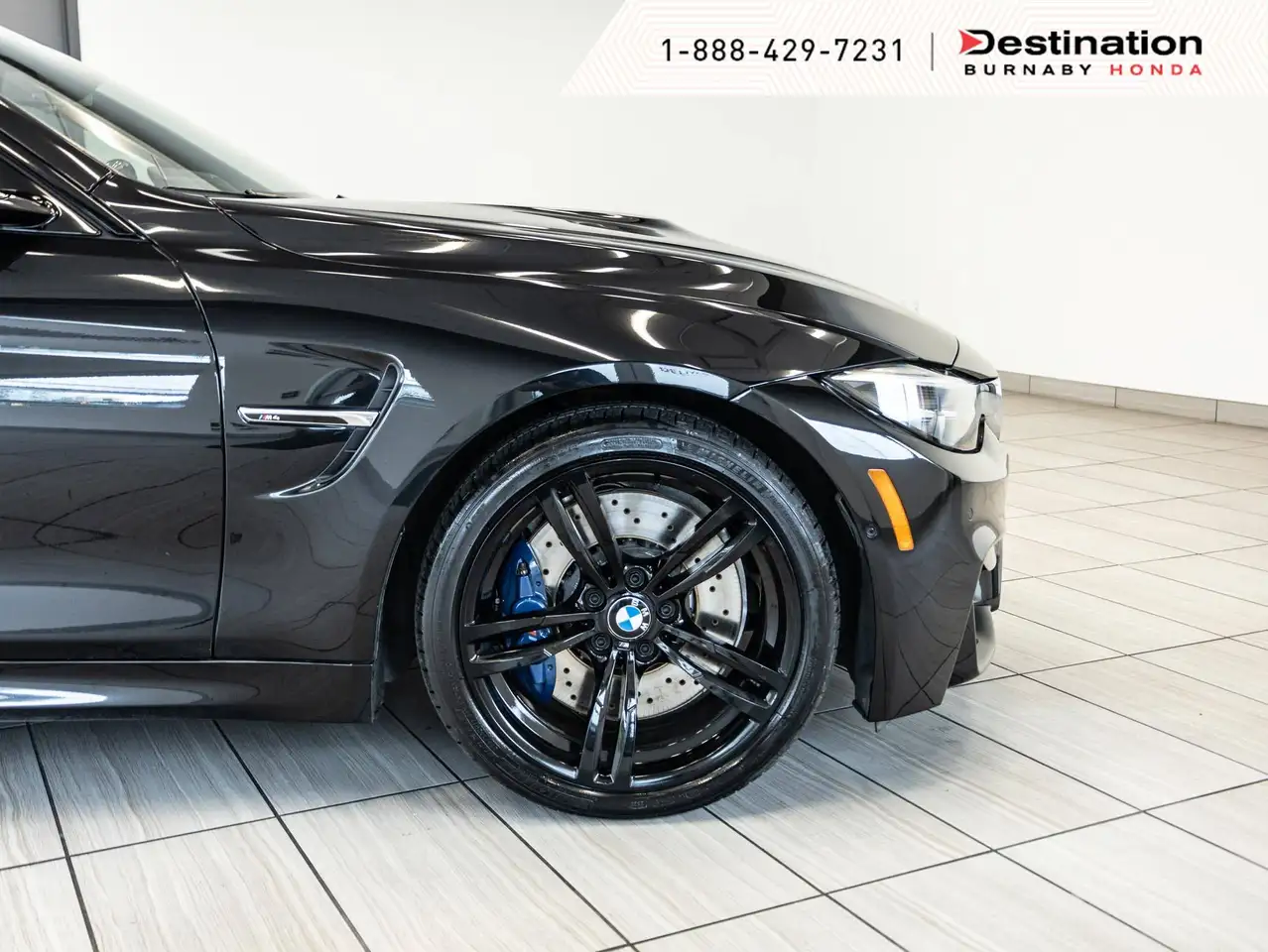 BMW M4 photo BMW M4