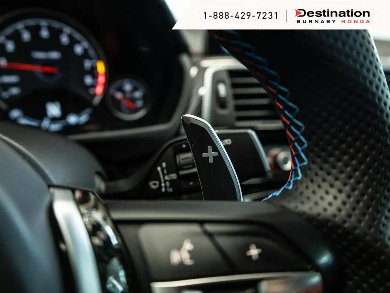 BMW M4 photo BMW M4