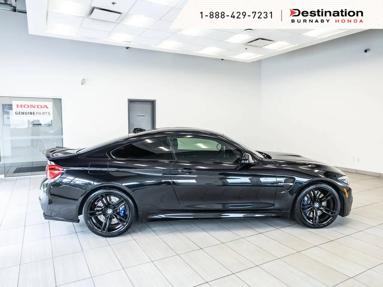 BMW M4 photo BMW M4