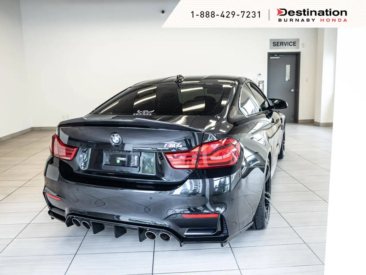 BMW M4 photo BMW M4