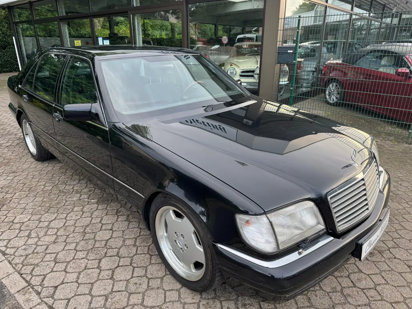 Mercedes-Benz S 600 L *1.Hand*deutsches Fahrzeug*Standzeit*eSD*18"Alu* Negru - 1