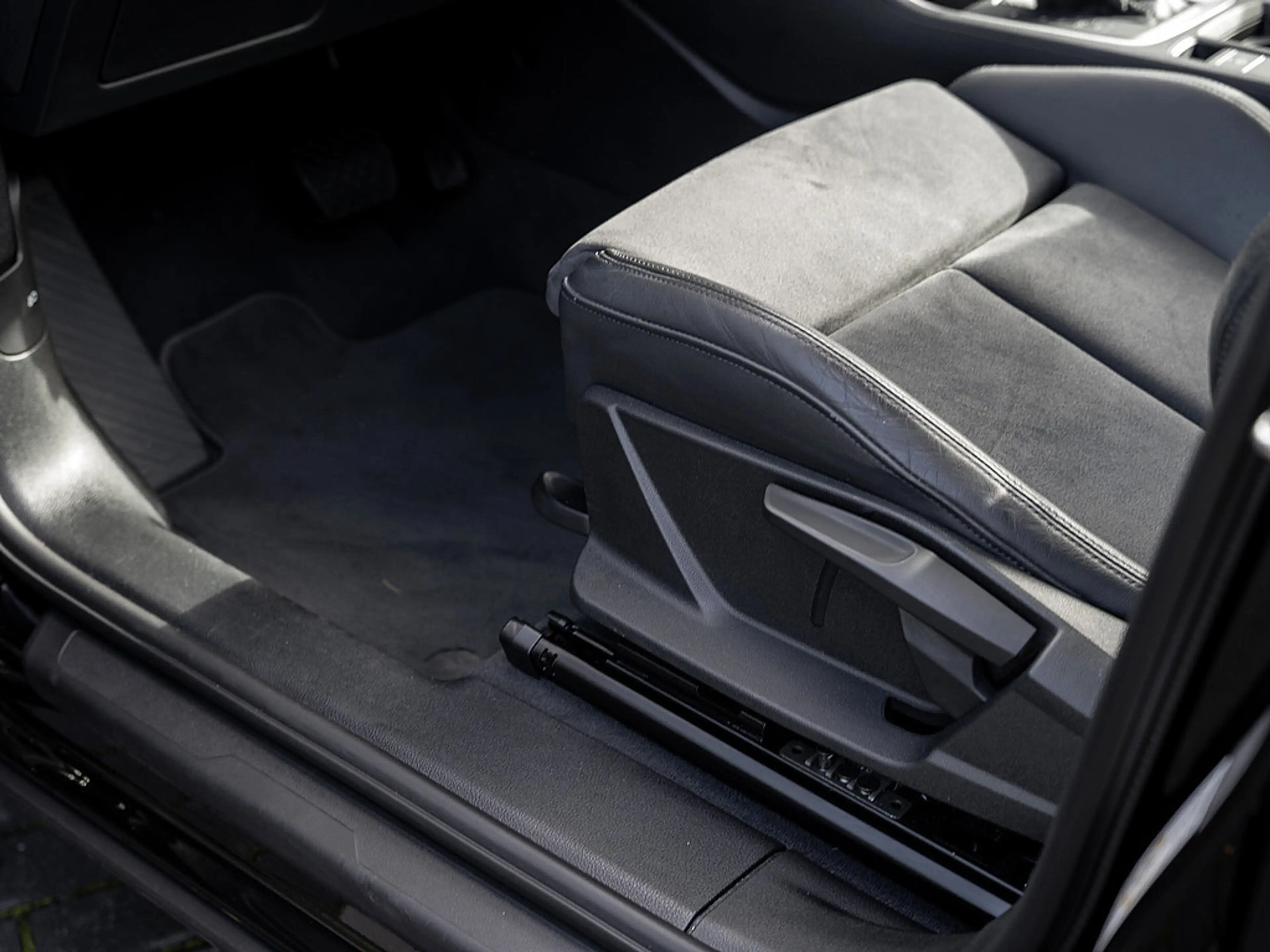 Audi Q3 Sportback 35 TFSI SHZ KLIMA — photo 14