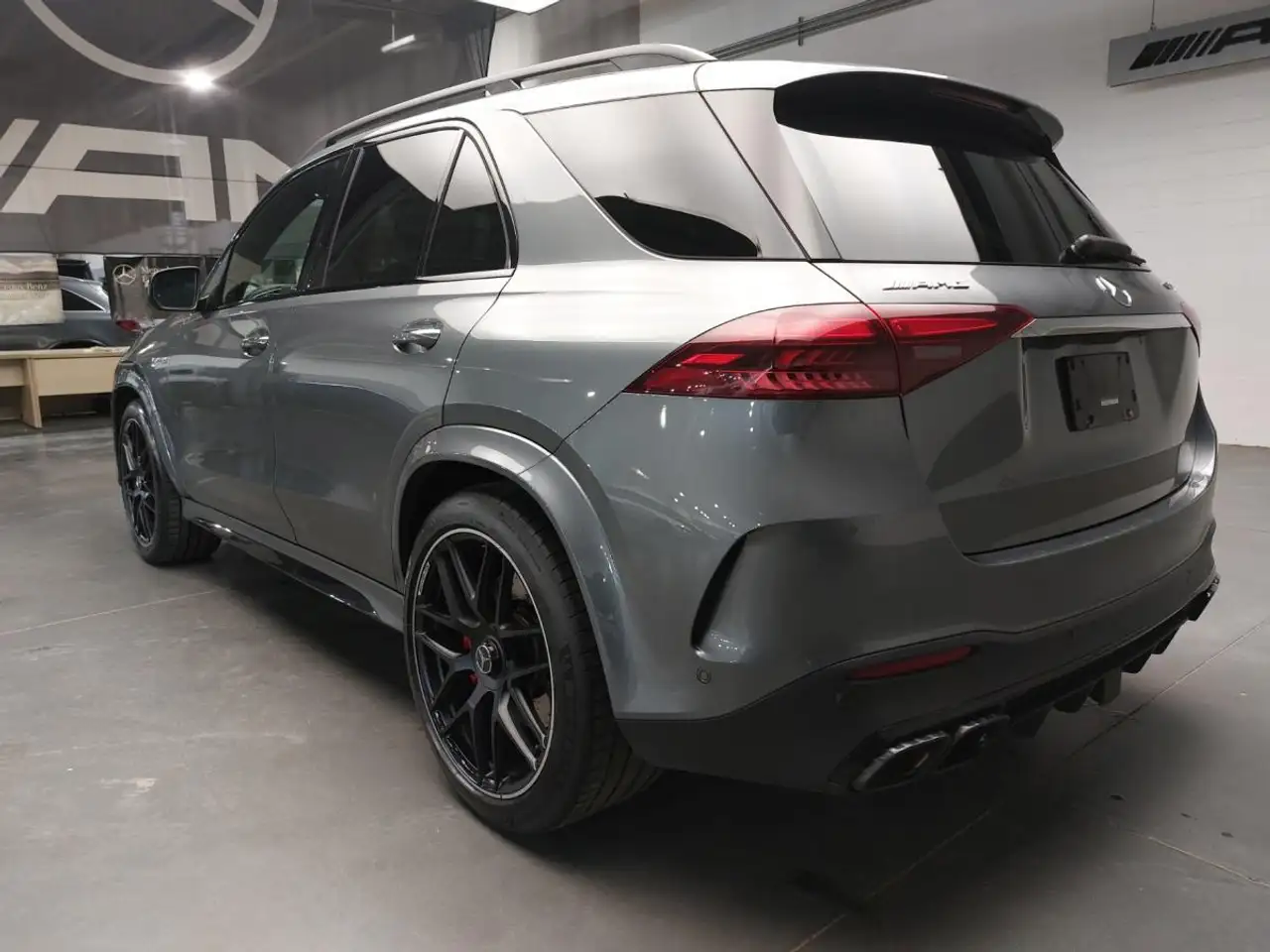 Mercedes-Benz GLE снимка Mercedes-Benz GLE