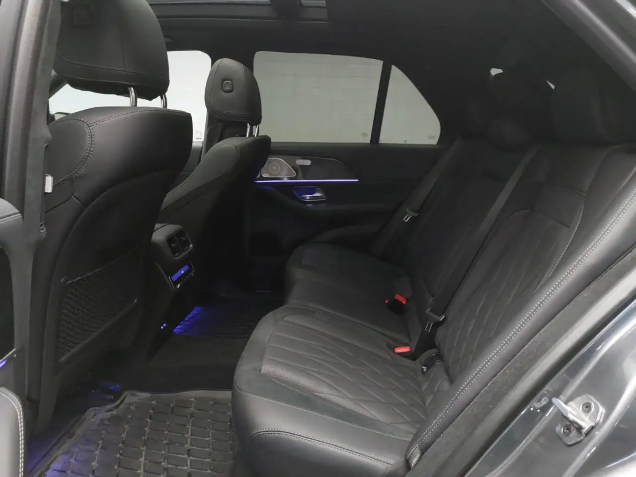 Mercedes-Benz GLE снимка Mercedes-Benz GLE