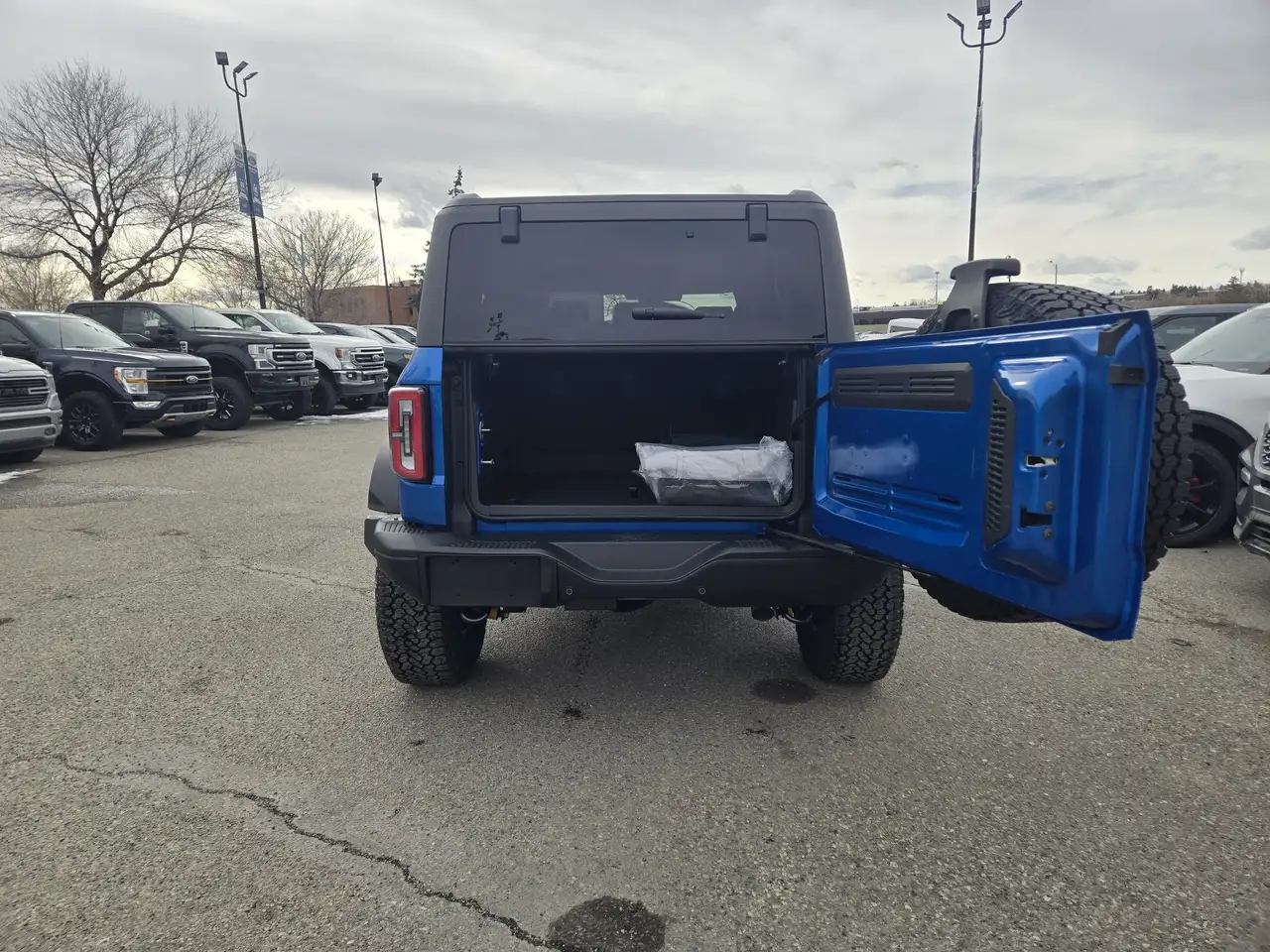 Ford Bronco снимка Ford Bronco