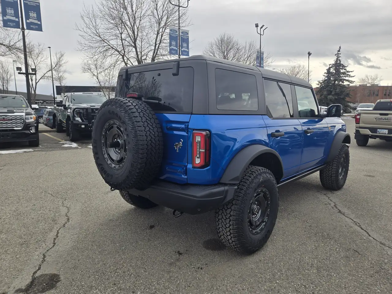 Ford Bronco снимка Ford Bronco