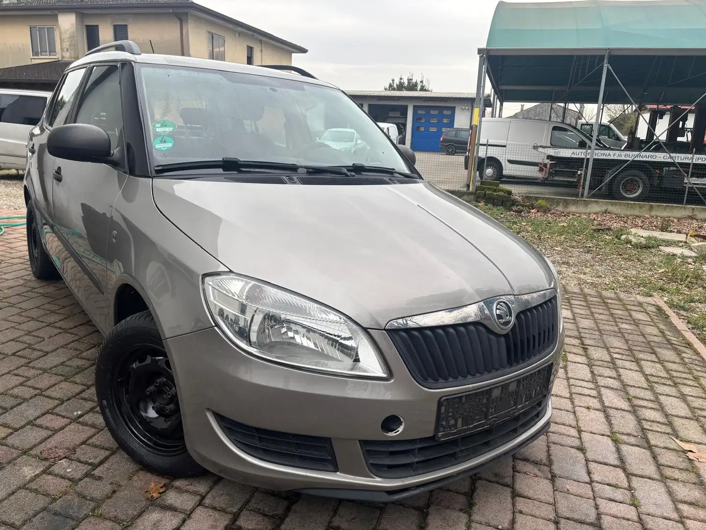 Skoda Fabia Fabia 1.2 tsi Drive c/clima   86cv Nero - 2