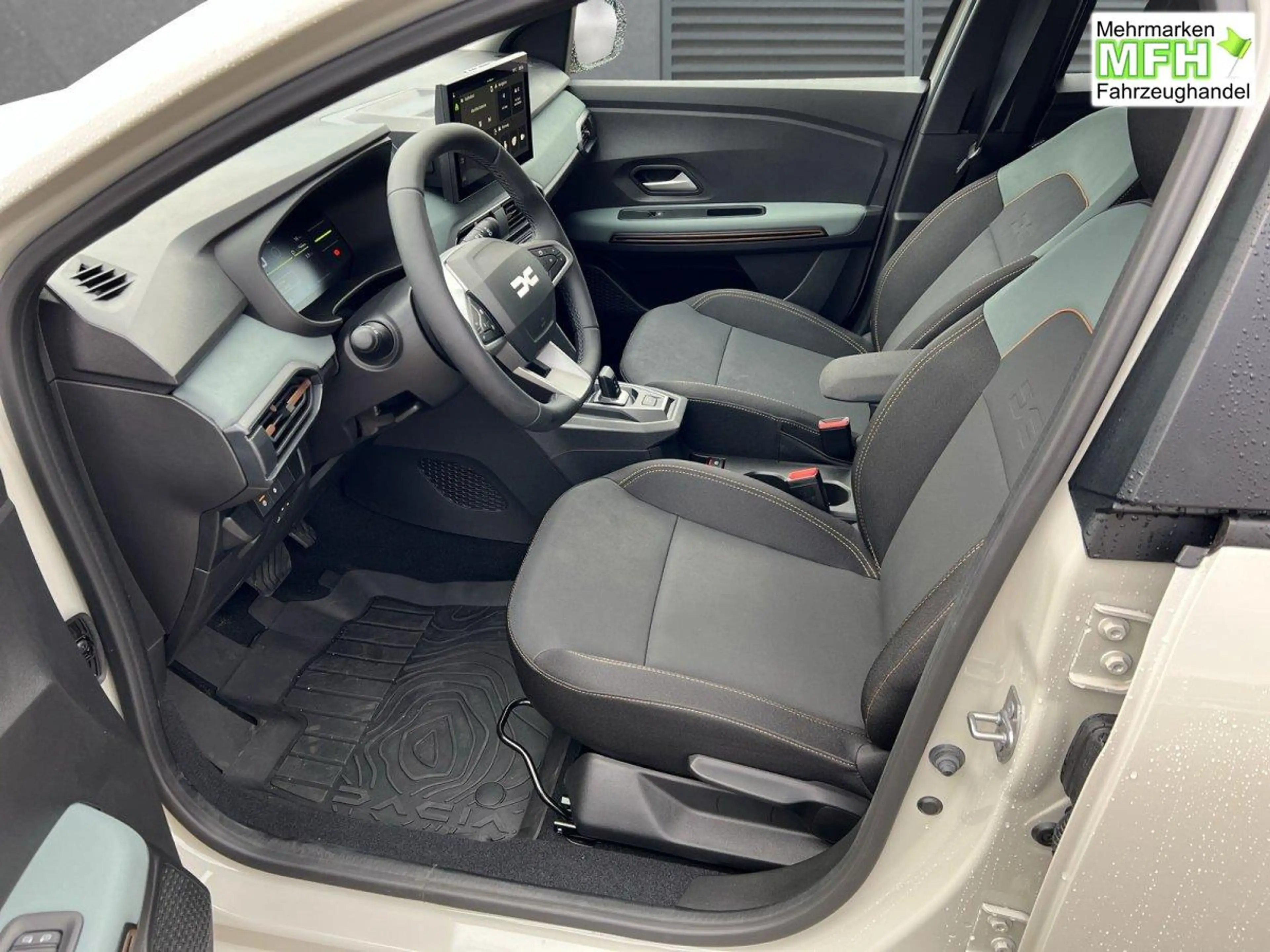 Dacia Jogger Extreme 5-S SHZ+RFK+NAVI Full Hybrid 155 116 kW... — photo 3