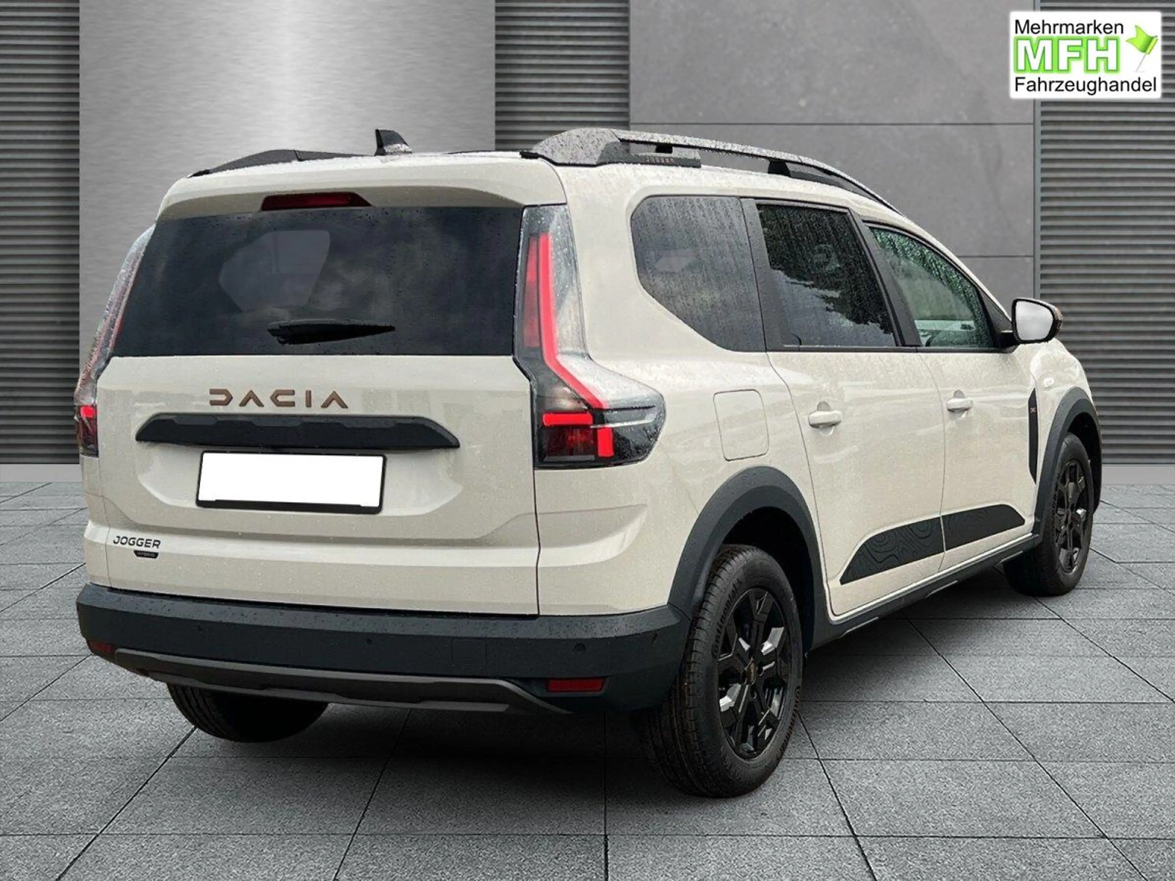 Dacia Jogger Extreme 5-S SHZ+RFK+NAVI Full Hybrid 155 116 kW... — photo 2