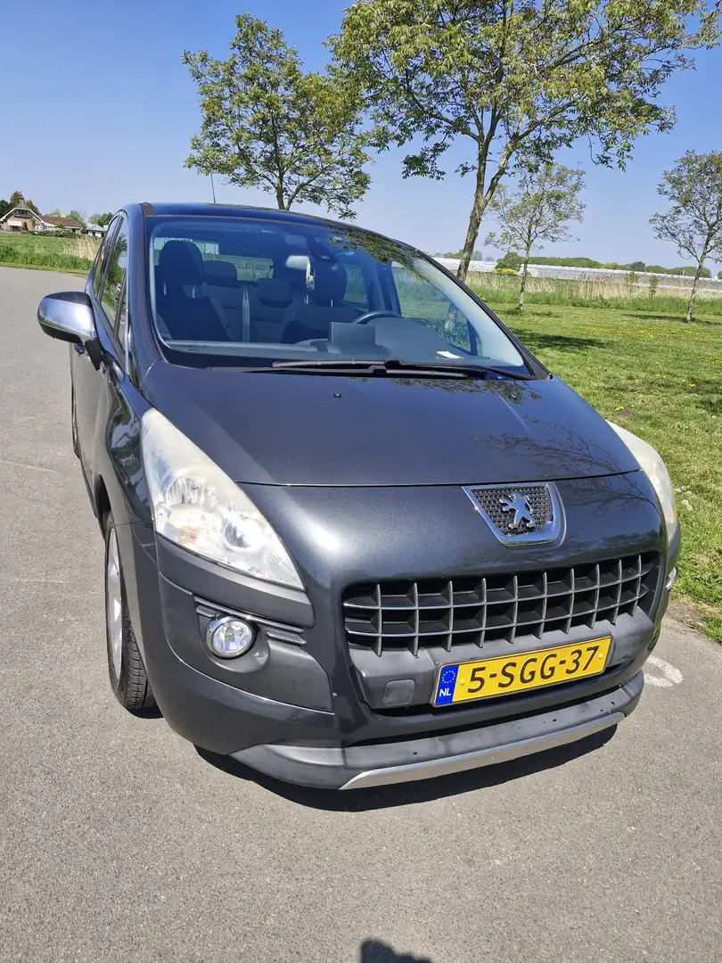 Peugeot 3008 1.6 THP Style Grijs - 1