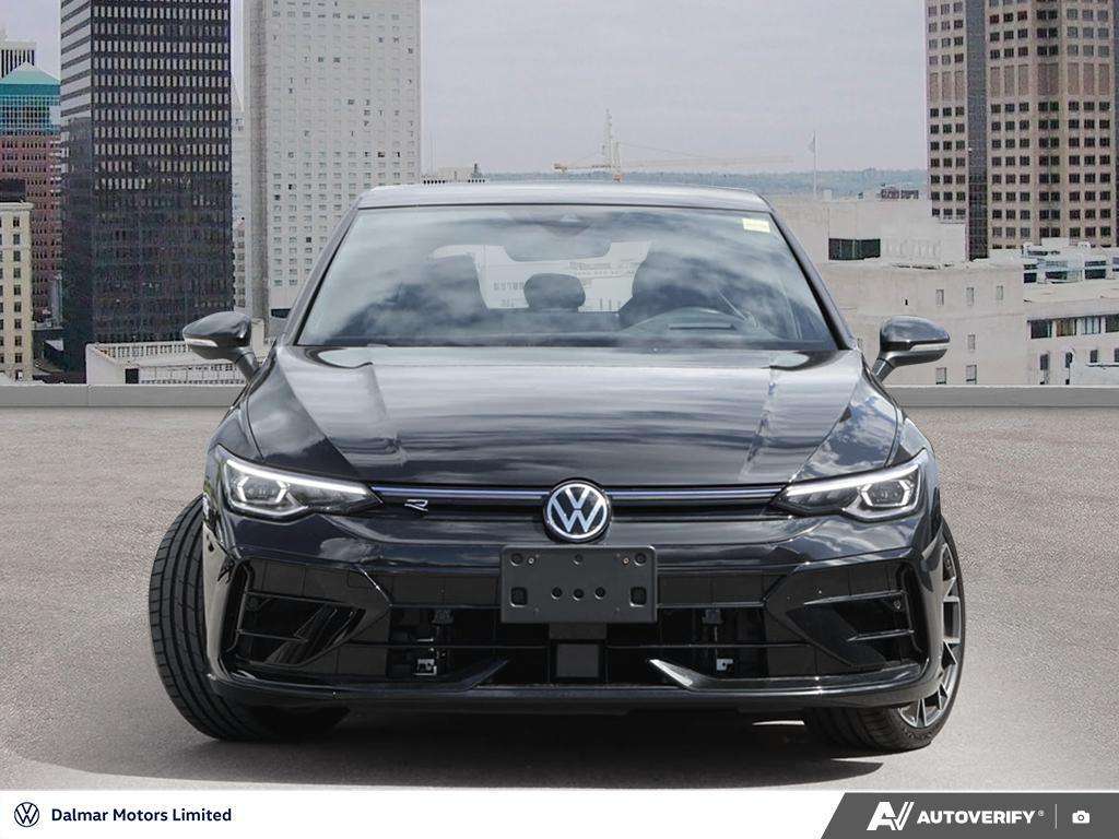 2025 Volkswagen Golf DSG — снимка 1