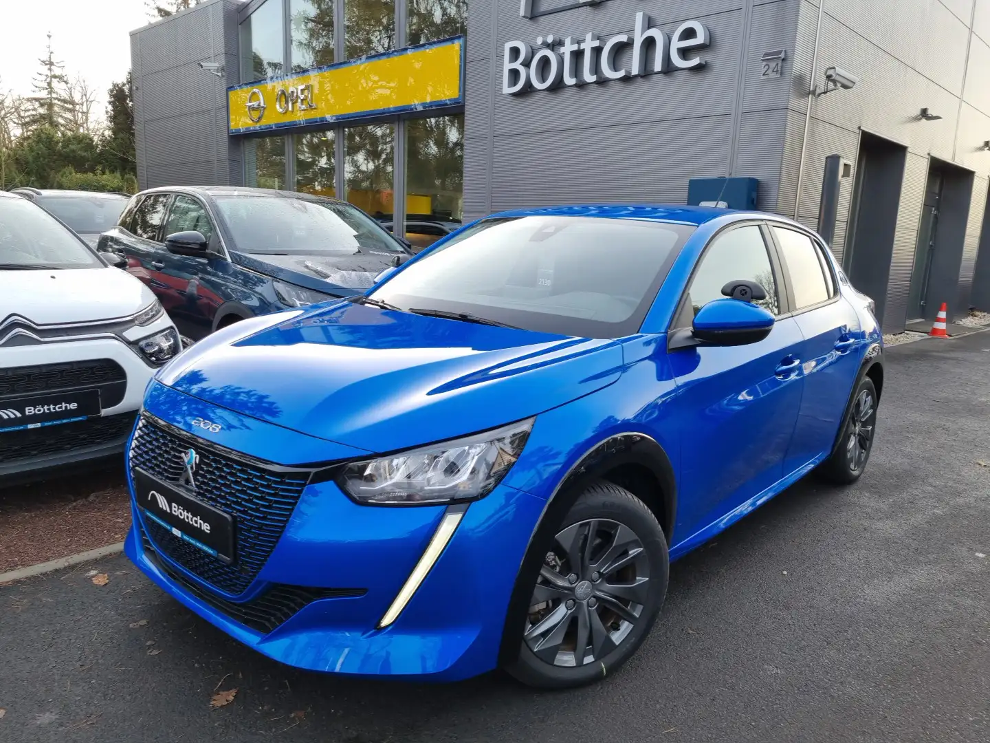 Peugeot 208 e- Active Pack 11KW OBC/Fahrschulumbau/LED/Allw Blau - 2