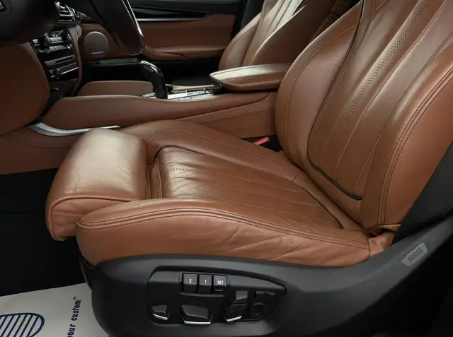 BMW X6 M view 6