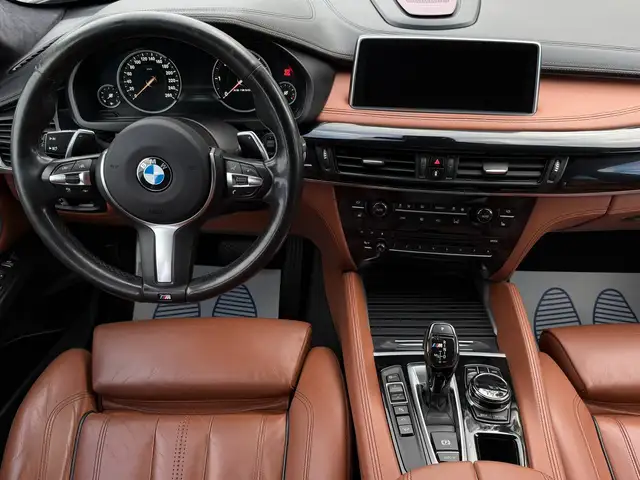 BMW X6 M view 7