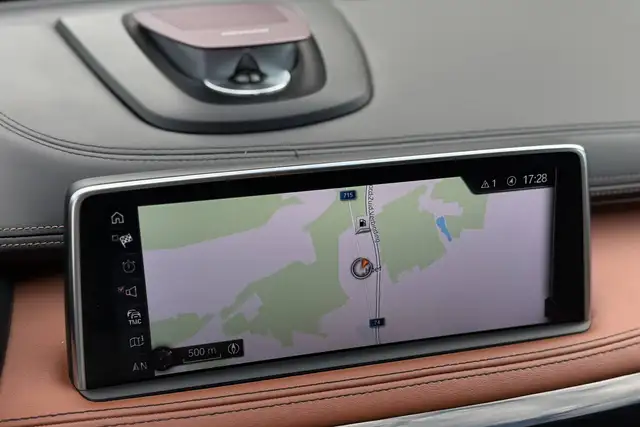 BMW X6 M view 11