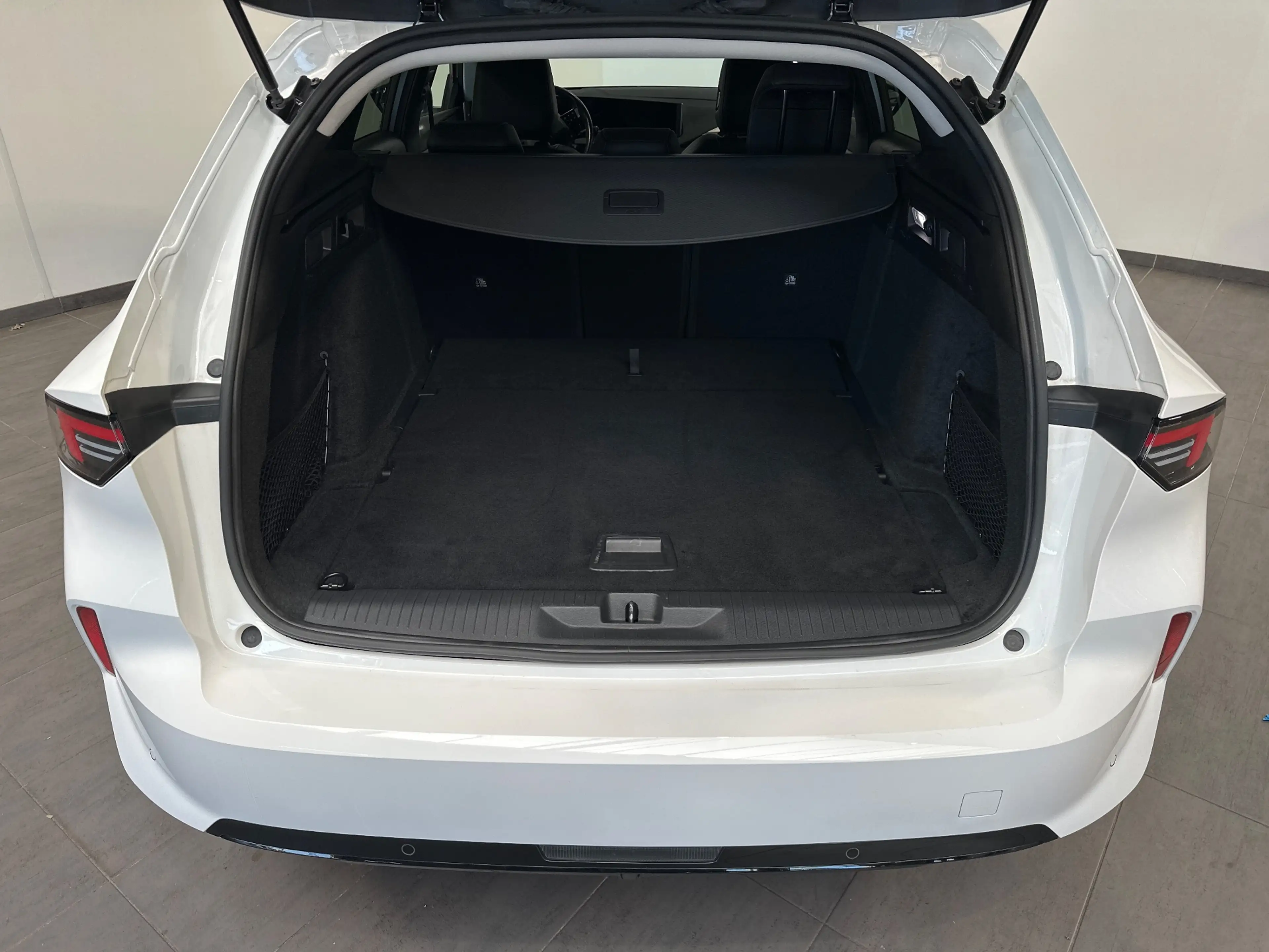 Opel Astra SpT 1.5 D Aut. Business Elegance NAV+LED+VC+17ZO — photo 8
