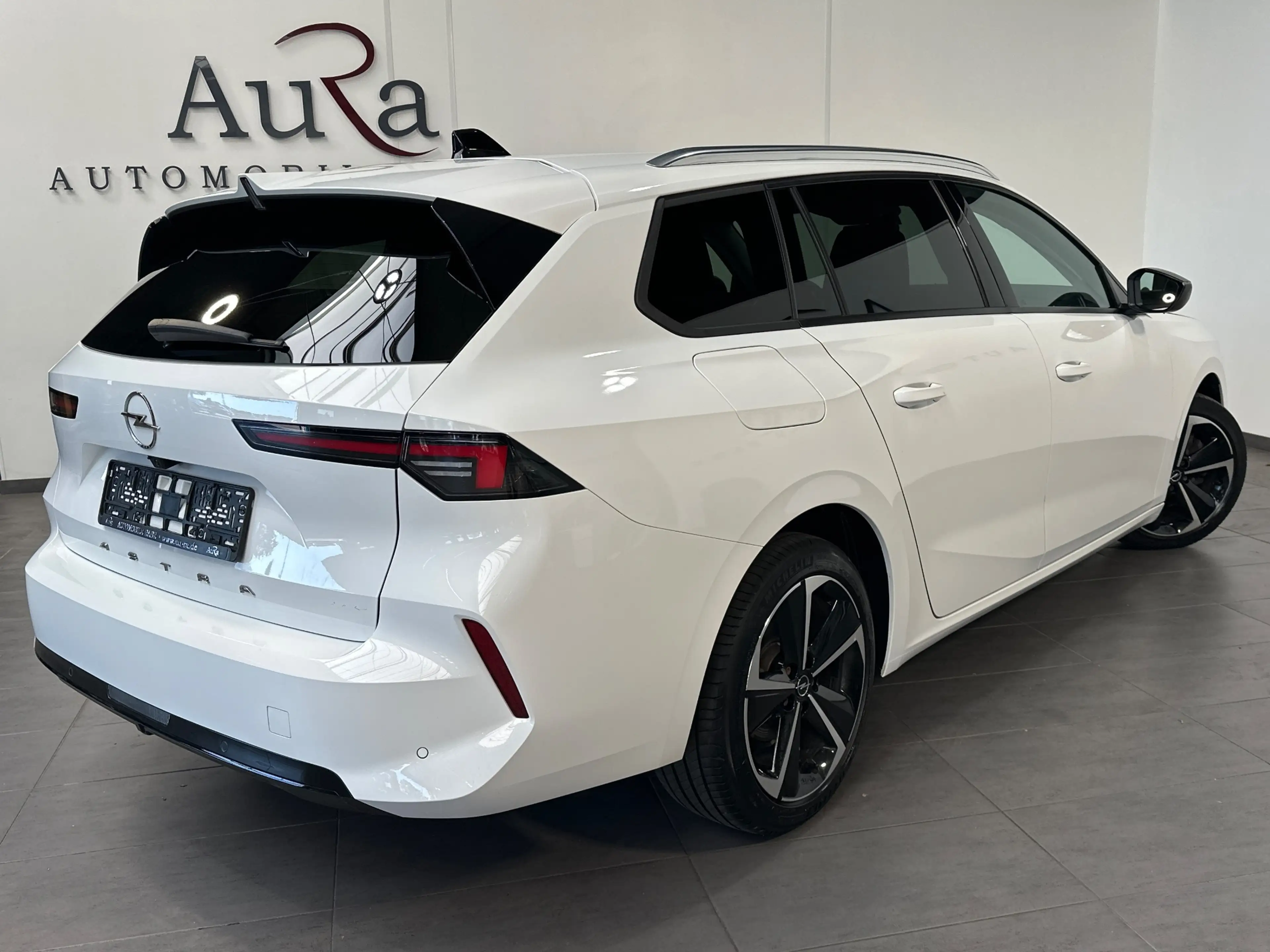 Opel Astra SpT 1.5 D Aut. Business Elegance NAV+LED+VC+17ZO — photo 4