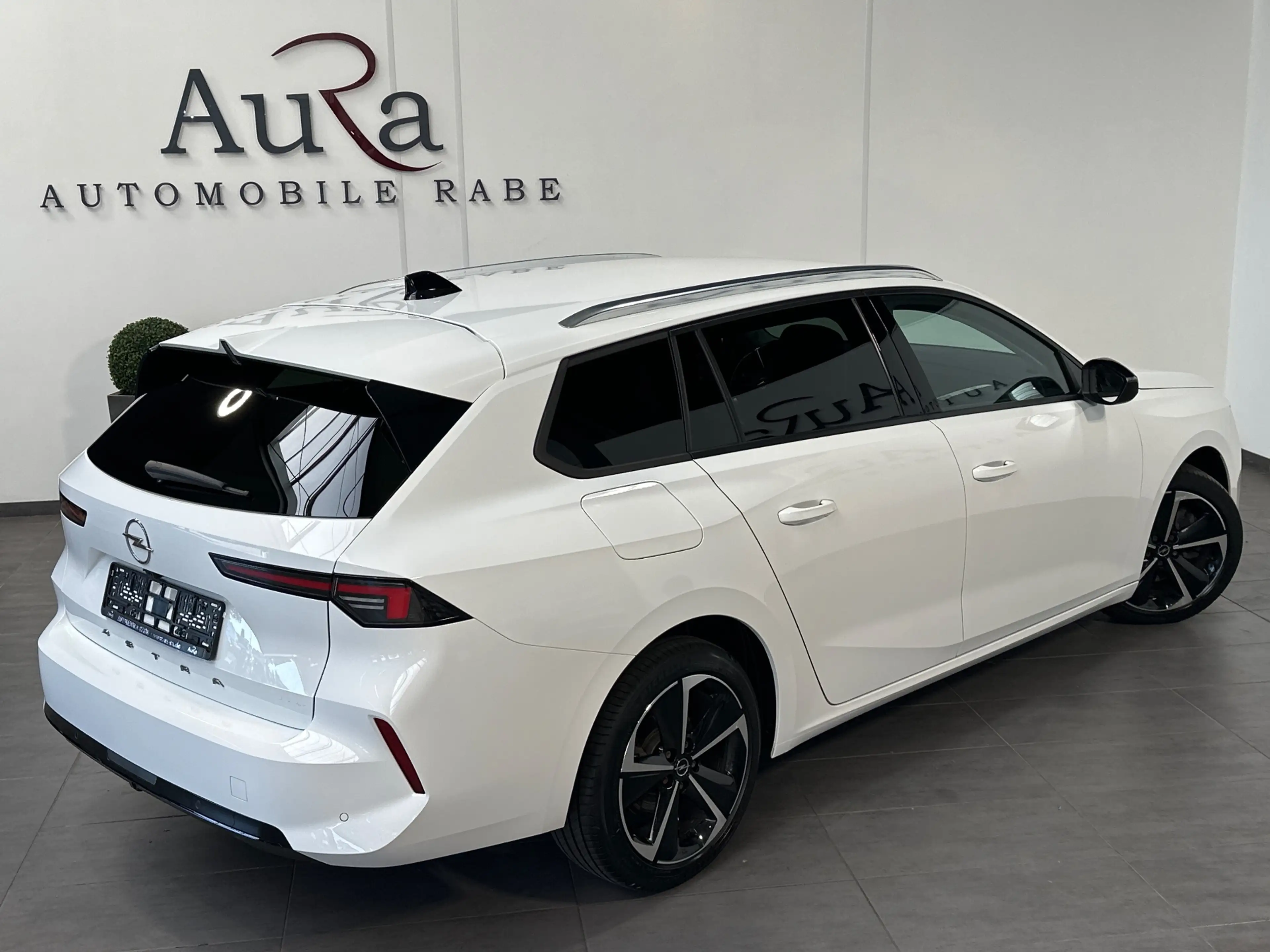 Opel Astra SpT 1.5 D Aut. Business Elegance NAV+LED+VC+17ZO — photo 5
