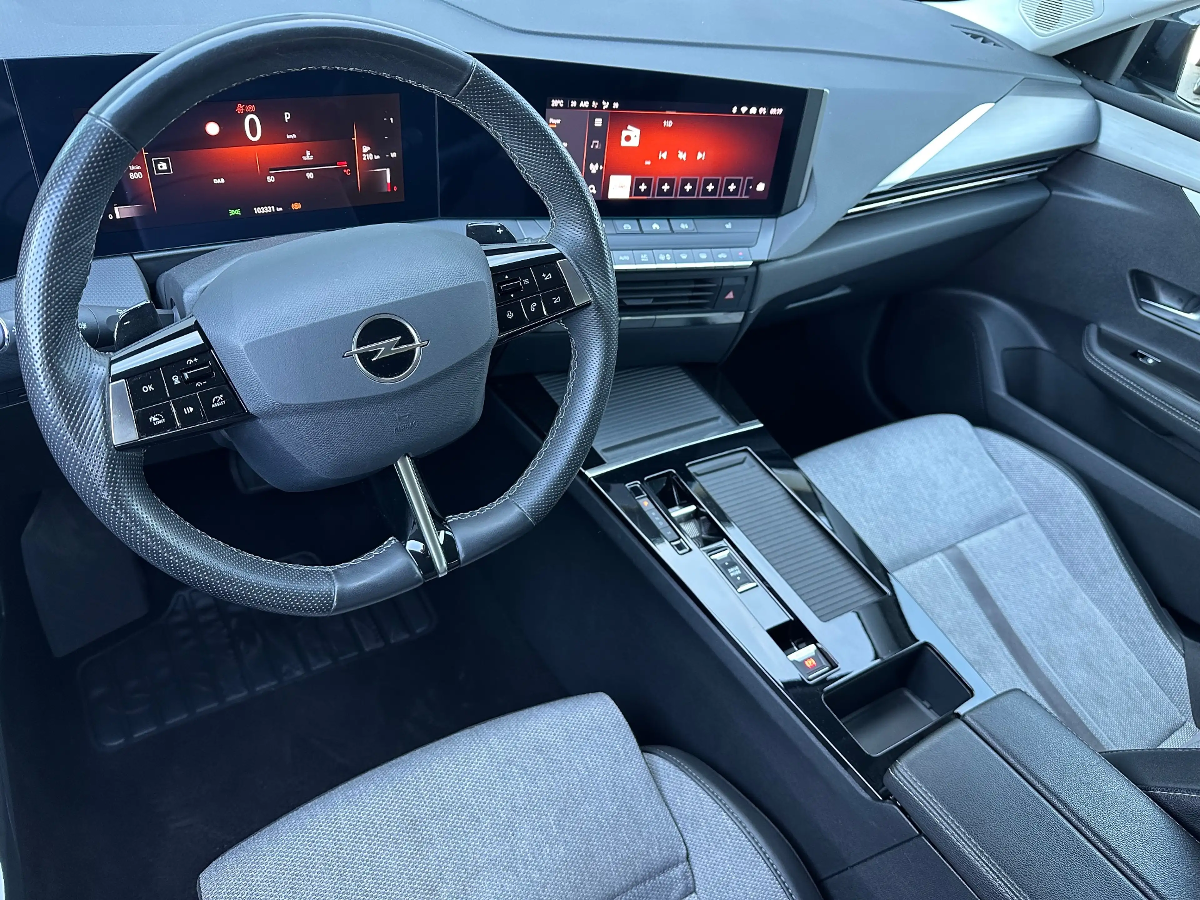Opel Astra SpT 1.5 D Aut. Business Elegance NAV+LED+VC+17ZO — photo 9