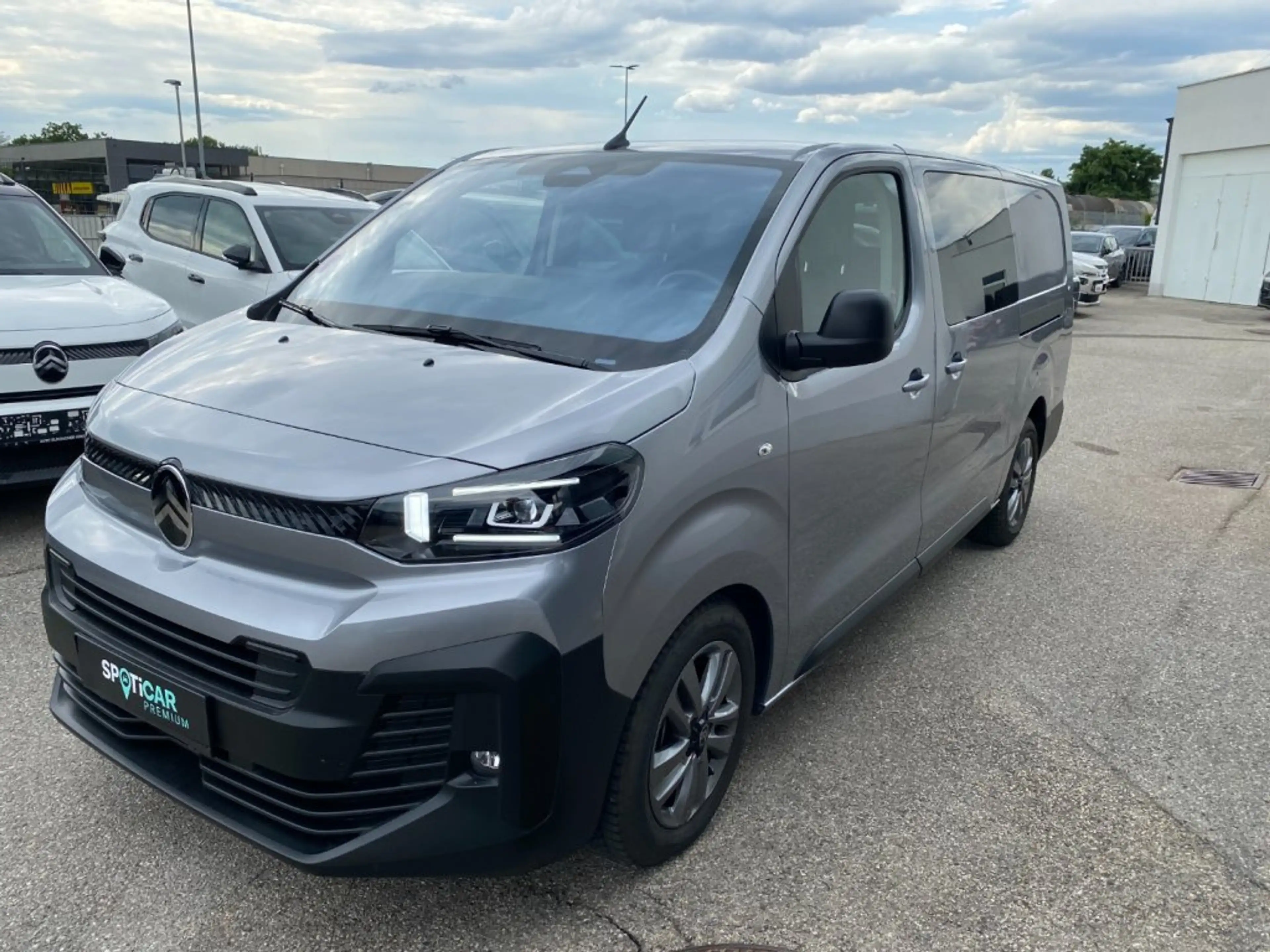 Citroen Jumpy DK Komfort Länge XL Diesel 180 Automatik