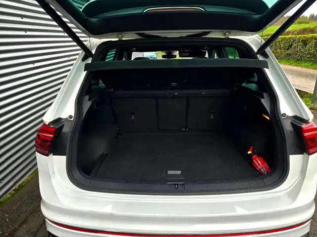 Volkswagen Tiguan view 14