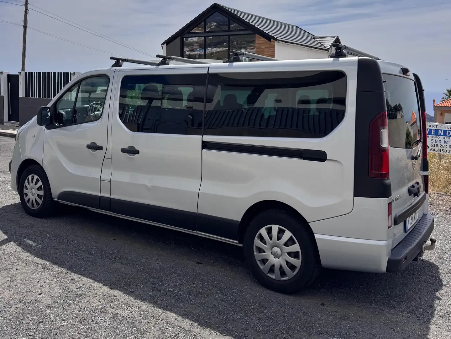 Opel Vivaro 9 plazas modelo L2H1 XL (Tenerife) Plateado - 2